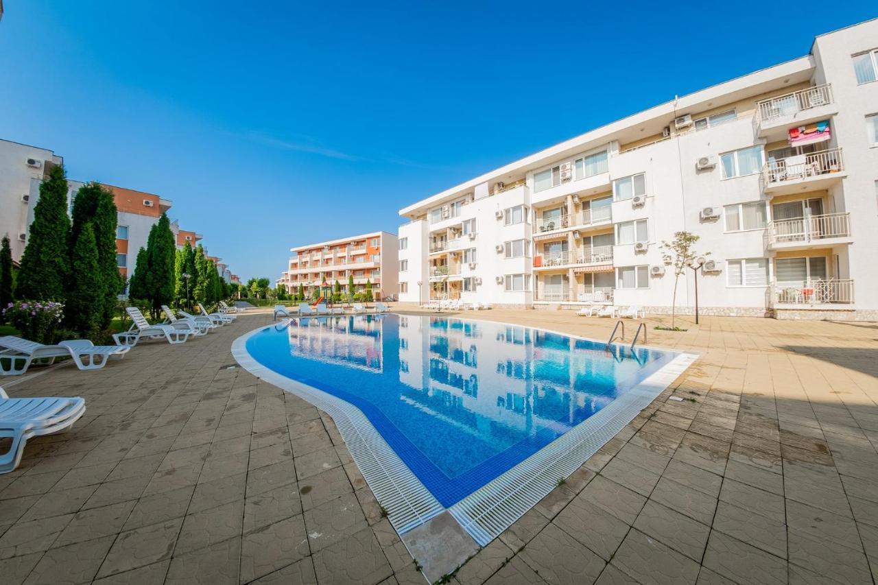 Nessebar Fort Club - Prestige Apartments Sunny Beach Ngoại thất bức ảnh