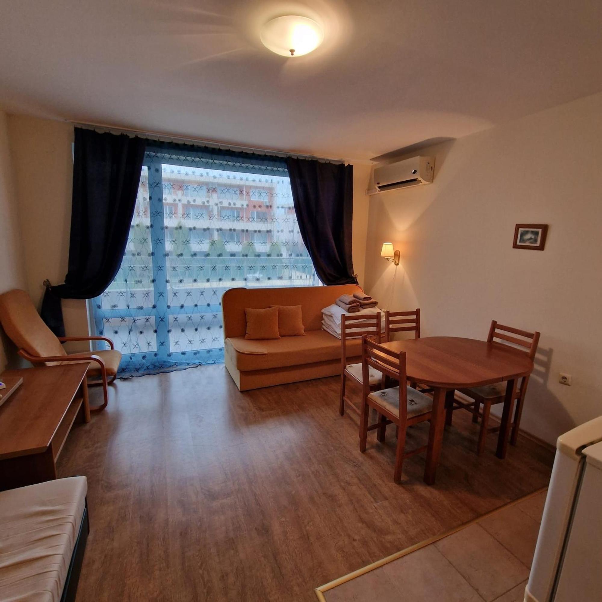 Nessebar Fort Club - Prestige Apartments Sunny Beach Phòng bức ảnh